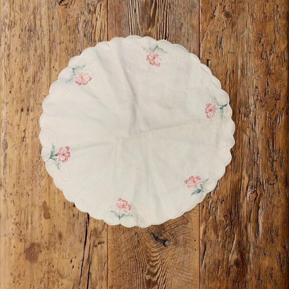 Vintage white embroidered floral hosiery / lingerie bag